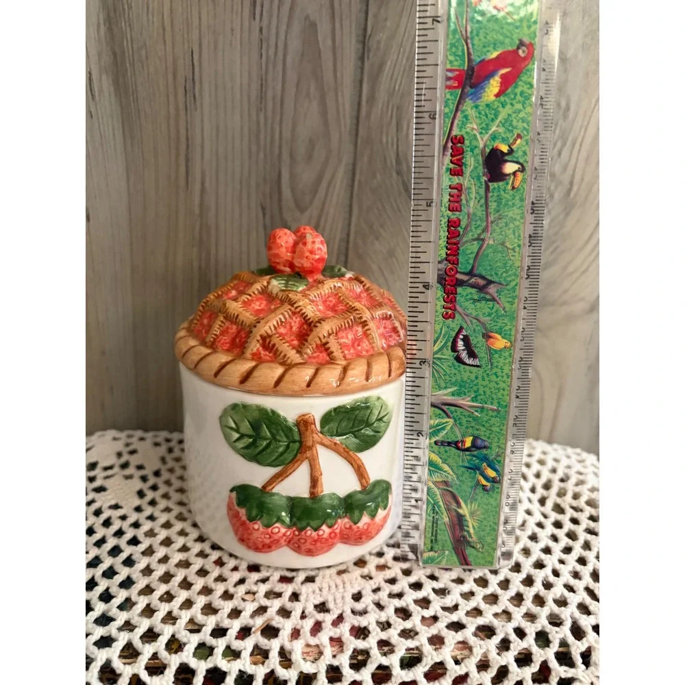 Vintage Ceramic Strawberry Pie Jam Jar Lattice Lid Sugar Bowl